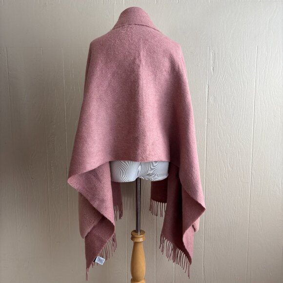 Madewell Cozy Wool Blend Faux-Fur Pocket Cape Scarf Wrap - Picture 9 of 16